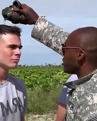Army hunk fucked in tight ass outdoors