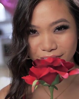 Tiny Asian Cutie Vina Sky Masturbating For Valentine's Day