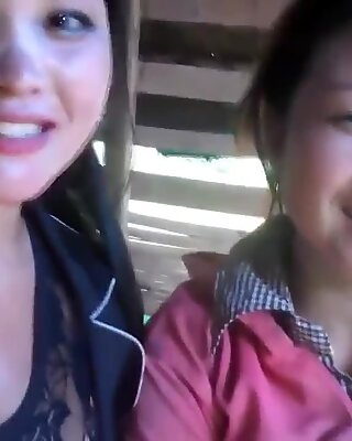Nkauj Hmoob Nplob Khaus Pim Hmong Laos Girl Horny Teasing