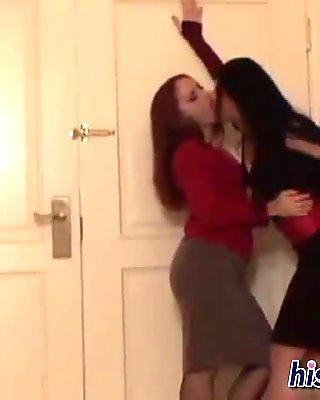 Ariel fucks Mistress Gemini
